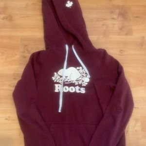 Roots hoodie size small